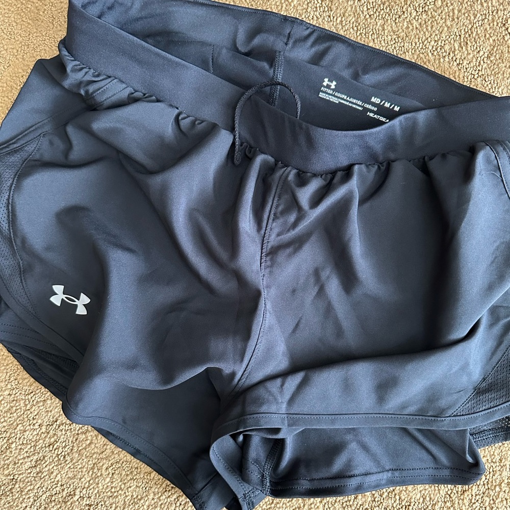 Womens Under Armour Heat Gear Short with bike short liner-size M